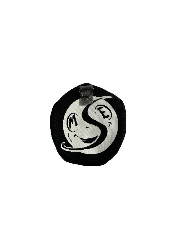 0. DUFFLE BLACK AND WHITE