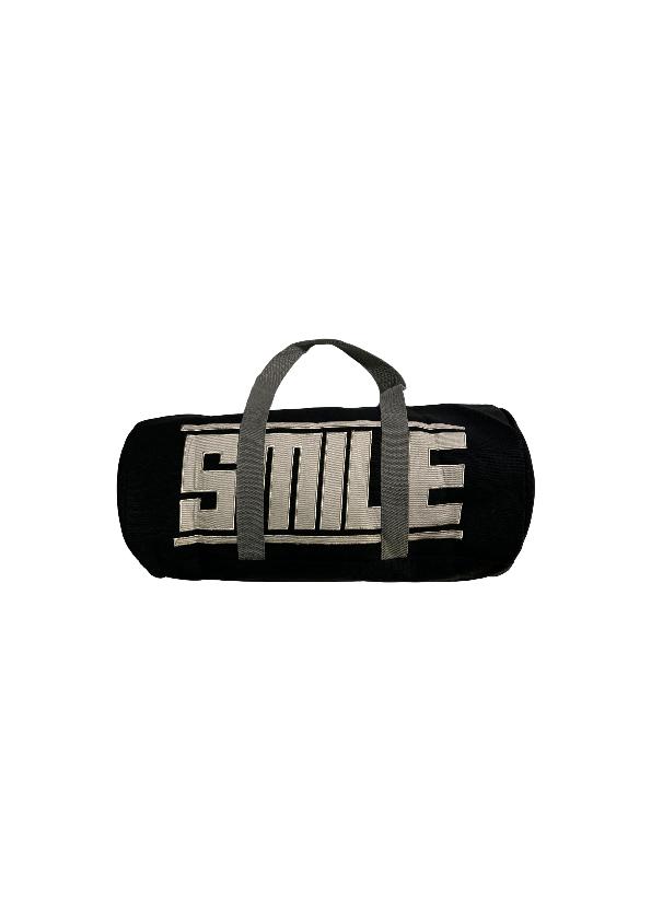 0. DUFFLE BLACK AND WHITE